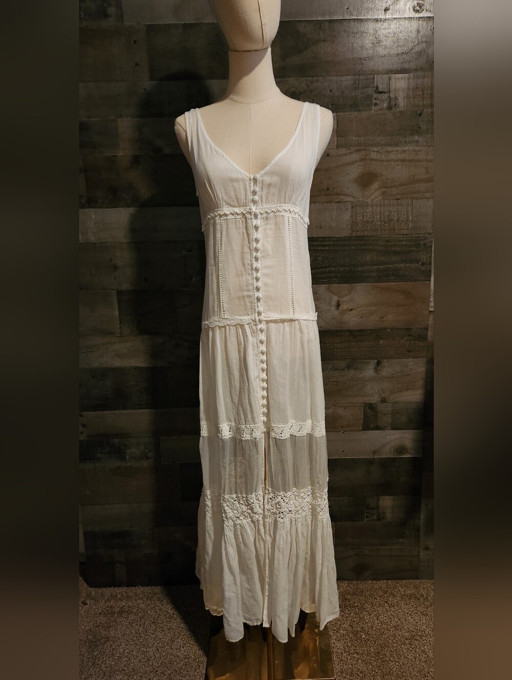 Free People White Boho Hippie Style Maxi Dress with Ruffle Hem